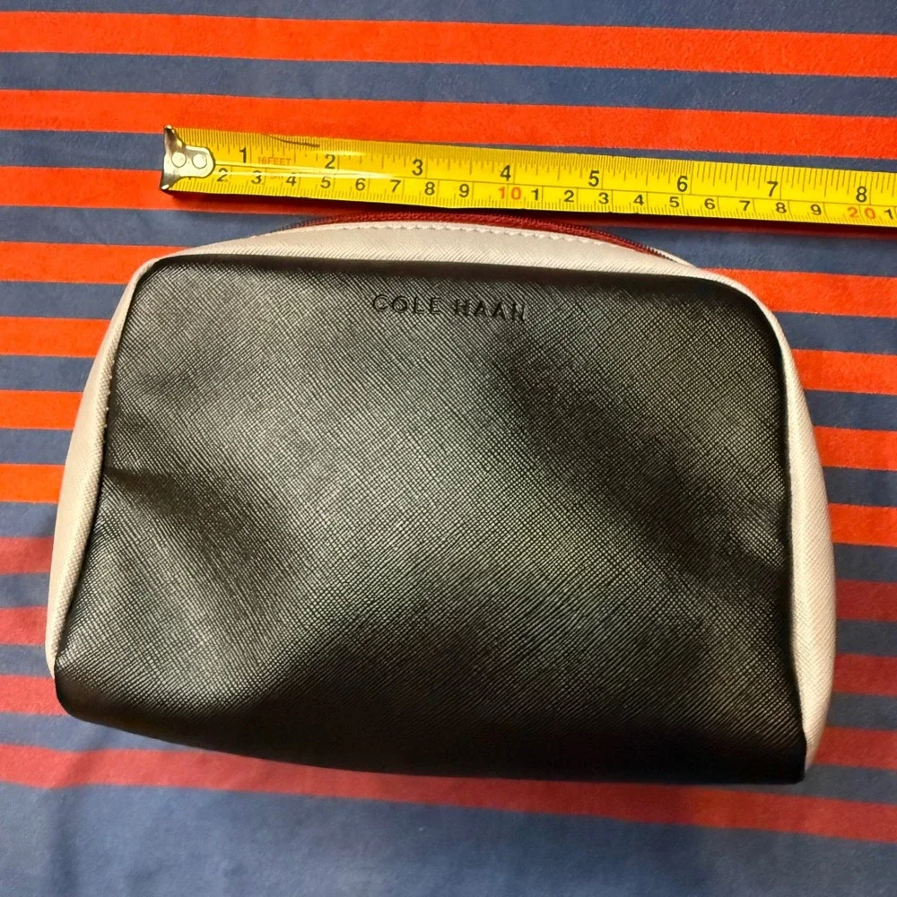 Cole Haan American Airlines Travel Amenity Kit Toiletry Cosmetic Bag Black Red
